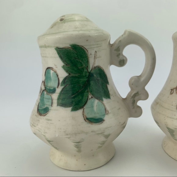 Vintage Metlox Vineyard Salt & Pepper Shakers - Picture 2 of 8